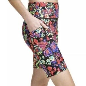 Calvin Klein Women’s Black Red Floral Biker Gym Shorts S